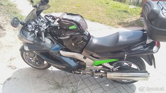 Kawasaki ZZR1200 - 8