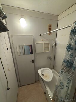 Ponúkame na prenájom 1 izbový byt. - 8