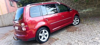 Volkswagen Touran 1.9 TDI Comfortline DSG - 8