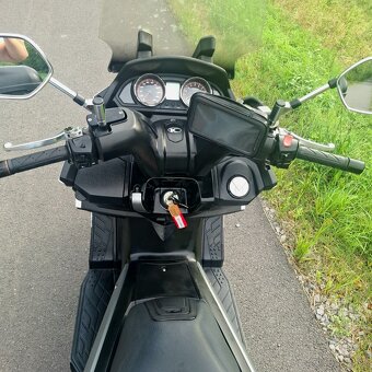 Kymco MyRoad 700i ABS - 8