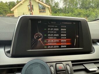 BMW rad 2 Gran Tourer 220d xDrive Sport Line A/T - 8