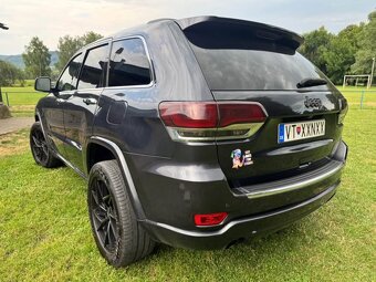 Jeep Grand Cherokke - 8