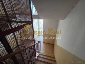 PREDAJ – Priestranný 3 izbový byt – MICHALOVCE ul.Okružná - 8