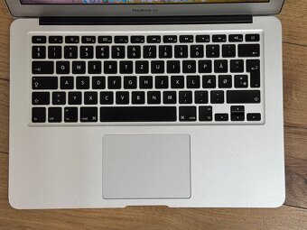 Apple Macbook Air 13" (mid 2011) i7, 4GB, 256GB - 8