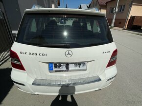 Mercedes-Benz GLK 2009 - 8