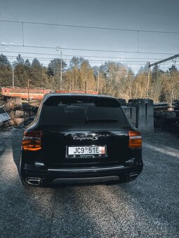 PORSCHE CAYENNE S 3.6 V6 - 8