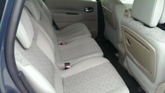 Renault Scenic - 8