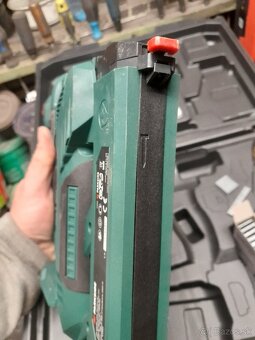 Aku sponkovačka - 8