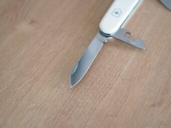 Biely Victorinox Spartan - 8