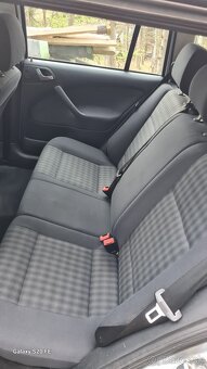 Škoda octavia 1. 1.6 benzín - 8