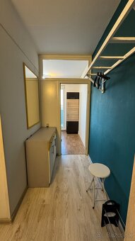PRENAJATÉ: 1 izbový, priestranný byt - sídlisko Mier, SNV - 8