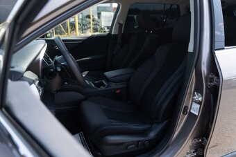 Subaru Outback 2.5i ES Premium AWD Lineartronic LEN 60tis. K - 8