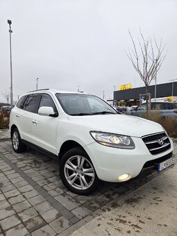Hyundai Santa Fe • Komfortné a priestranné SUV - 8