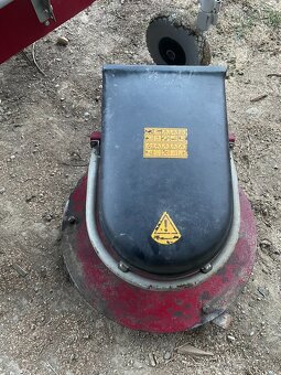 Dakr kosačka,hrabačka. - 8