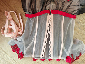 Nove plesove saty S-M vhodne aj na maskarny bal - 8