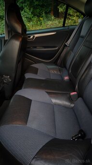 VOLVO S60 2.4 103KW ZNÍŽENÁ CENA - 8