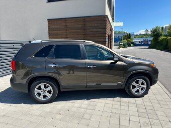 Kia Sorento 2,2 Crdi 4x4 automat TOP stav - 8