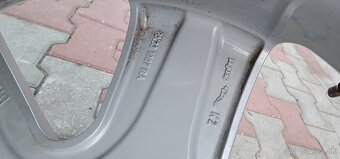5×108 R18 Jaguar - 8
