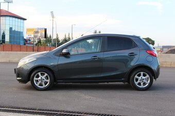 Mazda 2 1.3 MZR CE - 8