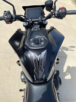 Yamaha MT09 r.2025 - 8