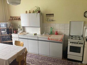 Rodinny dom po čiastočnej rekonštrukcii Zakopčie - 8