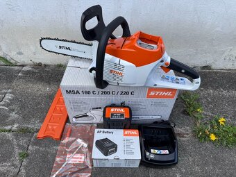 Nová sada Aku motorová pila STIHL MSA 220 C-baterie, nabíječ - 8