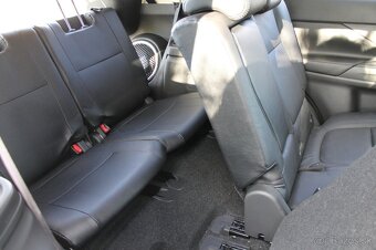 Mitsubishi Outlander INSTYLE - 8
