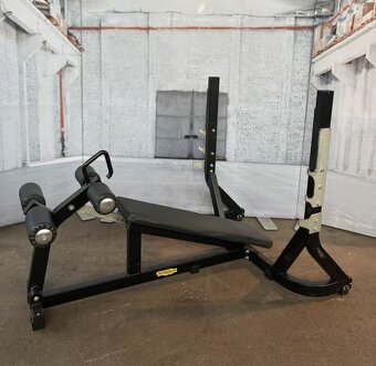 Technogym Pure Strength - 8