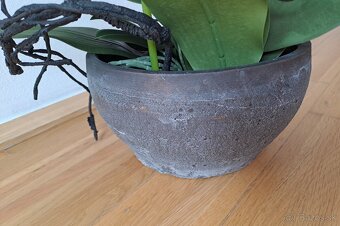 umelá orchidea v kvetináči, výška 75cm - 8