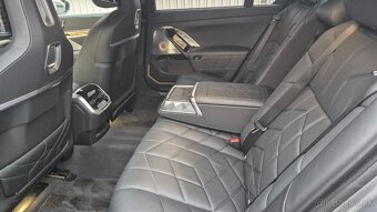 BMW rad 7 740d mHEV xDrive A/T TOP STAV - 8