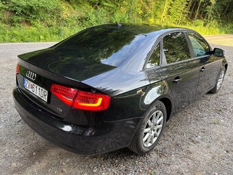 Audi A4 Sedan - 8