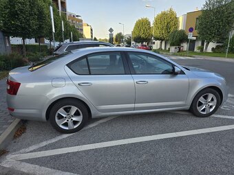 Škoda Octavia 1.6 TDI Ambition DSG - 8