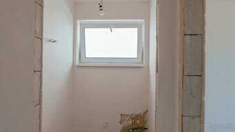 Na predaj 4-izbový bungalov, Rezidencia Trnava pri Laborci - - 8