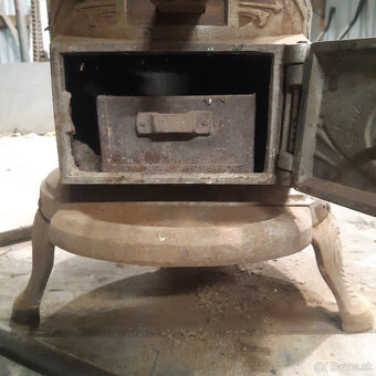 starožitné kachle - 8