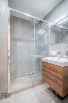 Štýlový 2-izbový byt po rekonštrukcii vo Svite - 8