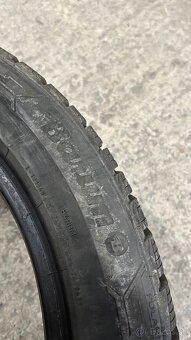 Predám zimné gumy 225/45 17” - 8