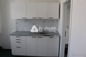 Kancelárie v centre mesta na prenájom - výmera od 18 m2, ul. - 8