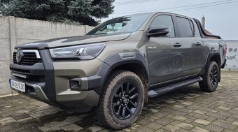 Toyota Hilux - 8