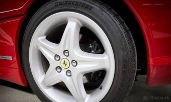 Ferrari F355 Berlinetta z roku 1997 - 8