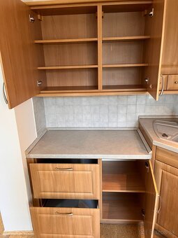 Predám kuchynskú linku - 8