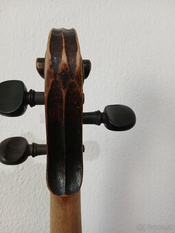 Staré husle - 8