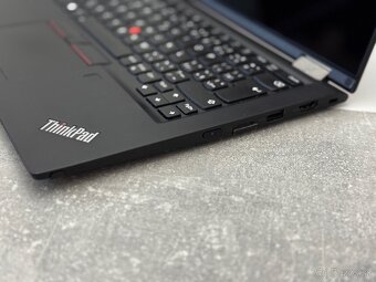 Lenovo Yoga X13 • i5 • SSD • Dotyk • Win11 • SK klávesnica - 8