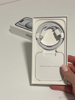 iPhone 15 – 128 GB - 8