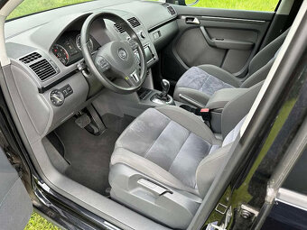 Predám VW Touran 1.4 TSI, r.v. 2011 - 8