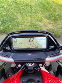 Mv Agusta Brutale 800 - 8