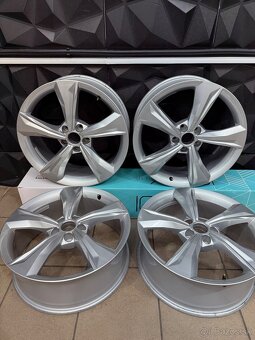 Audi 5x112 R19 - 8