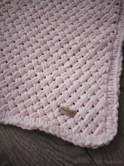 NOVÁ Broskyňová deka z Alize Puffy Fine - 8