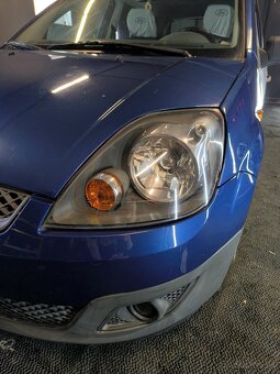 Leštenie / renovácia svetiel s aplikovaním PPF fólie - 8