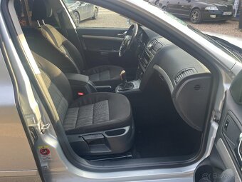 Škoda Octavia Combi 1.6 TDI CR DPF Elegance ICE - 8