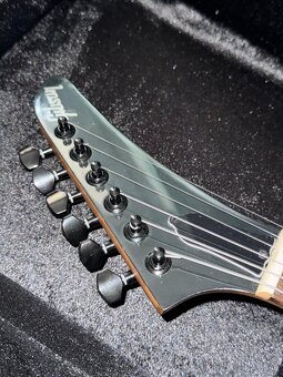 Epiphone Explorer with EMG 81 85 - 8